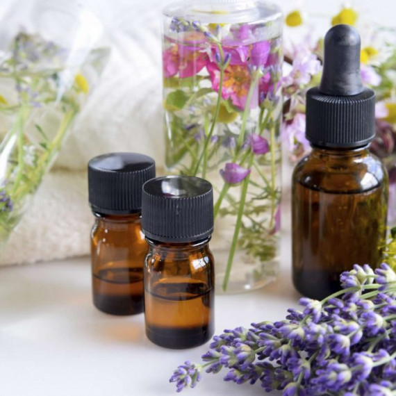 Benefits of Lavender Essential Oil On Body, Mind, Hair and Skin